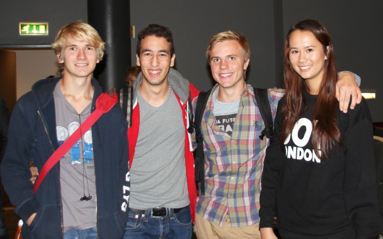Magnus (19 år), Adam (17 år), Simen (18 år) og Åse (18 år) på Elvebakken vgs.